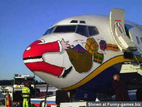 Funny Santa Pictures on Santa Plane   Funny Santa Pics Jumbo Jet Collision
