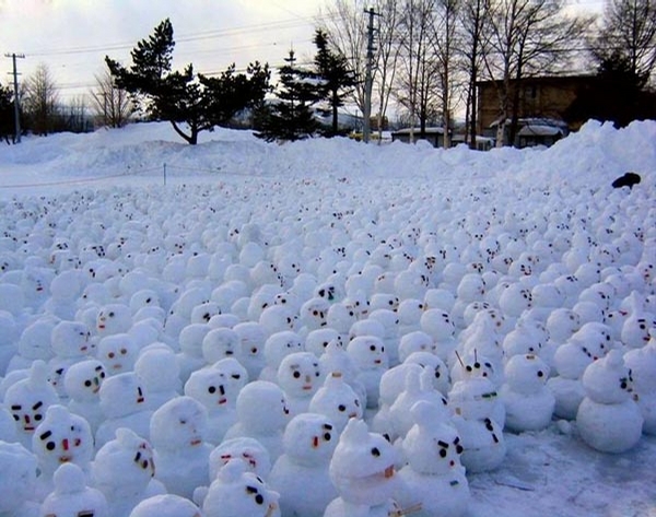 Snowmen Army picture