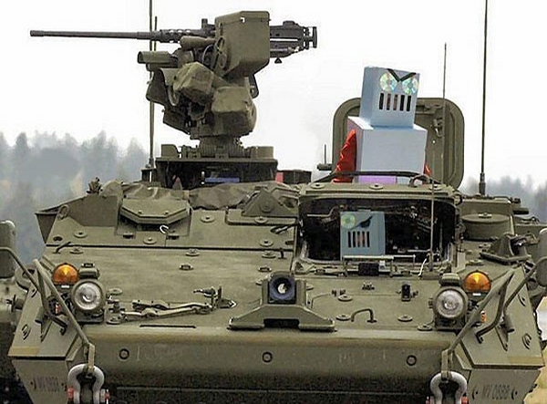 Tank and Robot picture