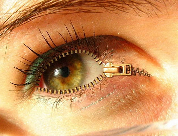 Zipper Eye picture