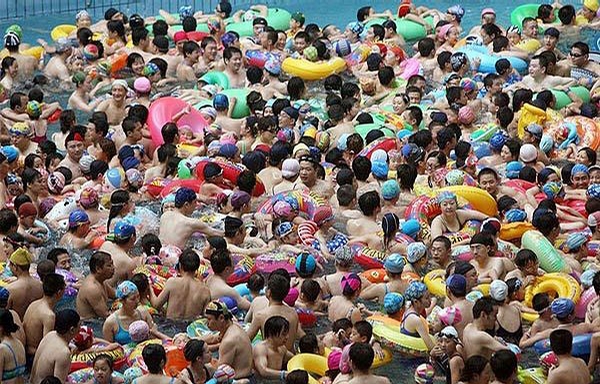 Public Pool in China picture