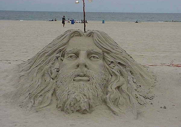 Sand Jesus picture