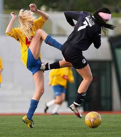 Women Football picture