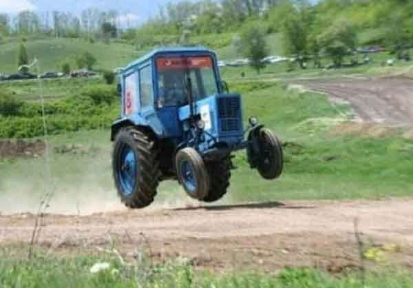 Racing Tractor picture