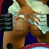 nice photo on this bass guitar